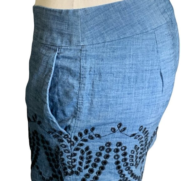Ann Taylor Loft The Riviera Short Sz 2 Chambray Blue Eyelet Embroidered 194C - Picture 5 of 9